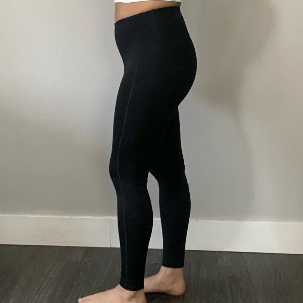 🖤 Aerie Black Leggings with  Pockets - Woman’s Size XS 🌟